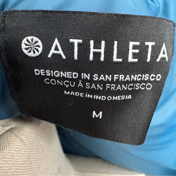 Athleta Teal Puffer Vest - Picture 3 of 3